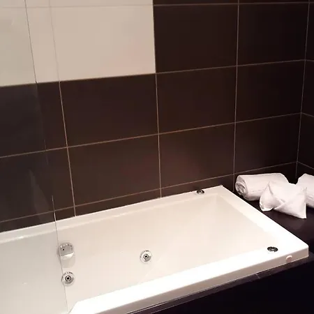 Apartman Modern 3 Bedroom Pool View. Albufeira