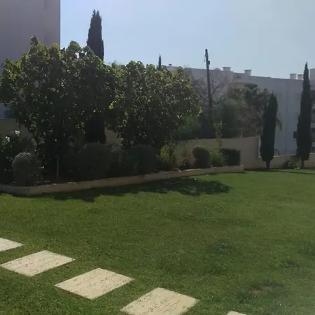 Modern 3 Bedroom Pool View. Αλμπουφέιρα