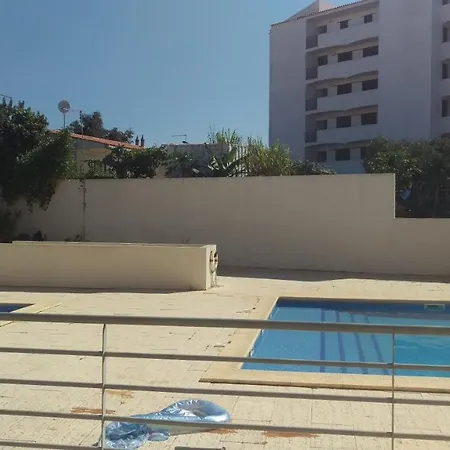 Modern 3 Bedroom Pool View. * Αλμπουφέιρα